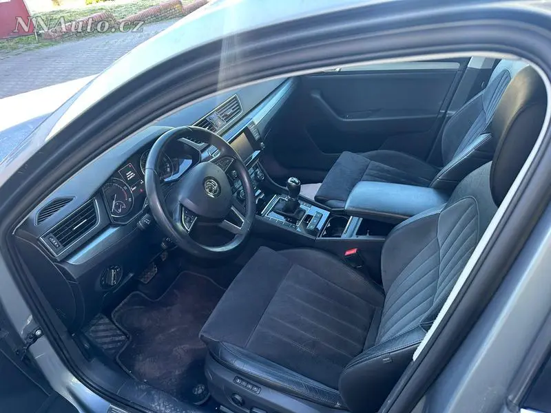 Skoda Superb – foto 9