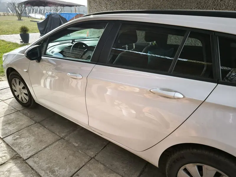 Opel Astra – foto 3