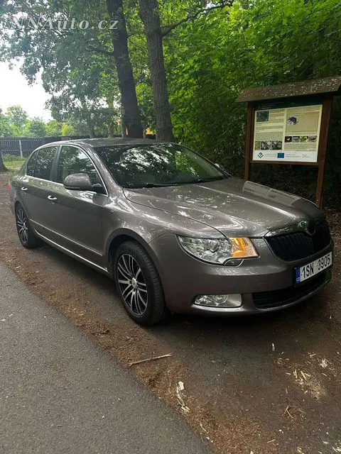 Škoba Superb 