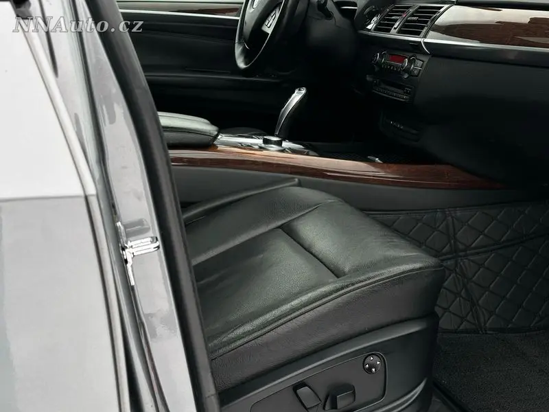 BMW X5 – foto 6