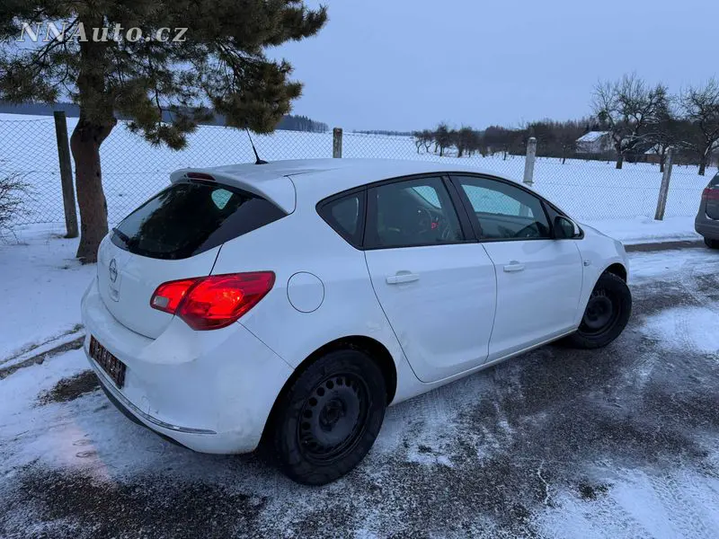 Opel Astra – foto 4