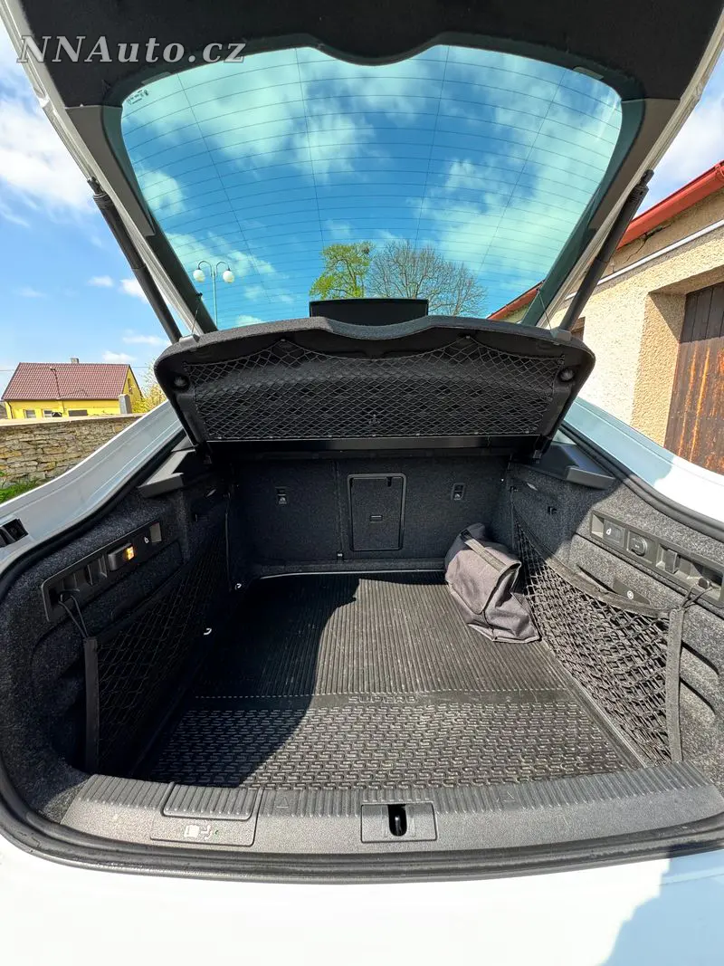 Skoda Superb – foto 8