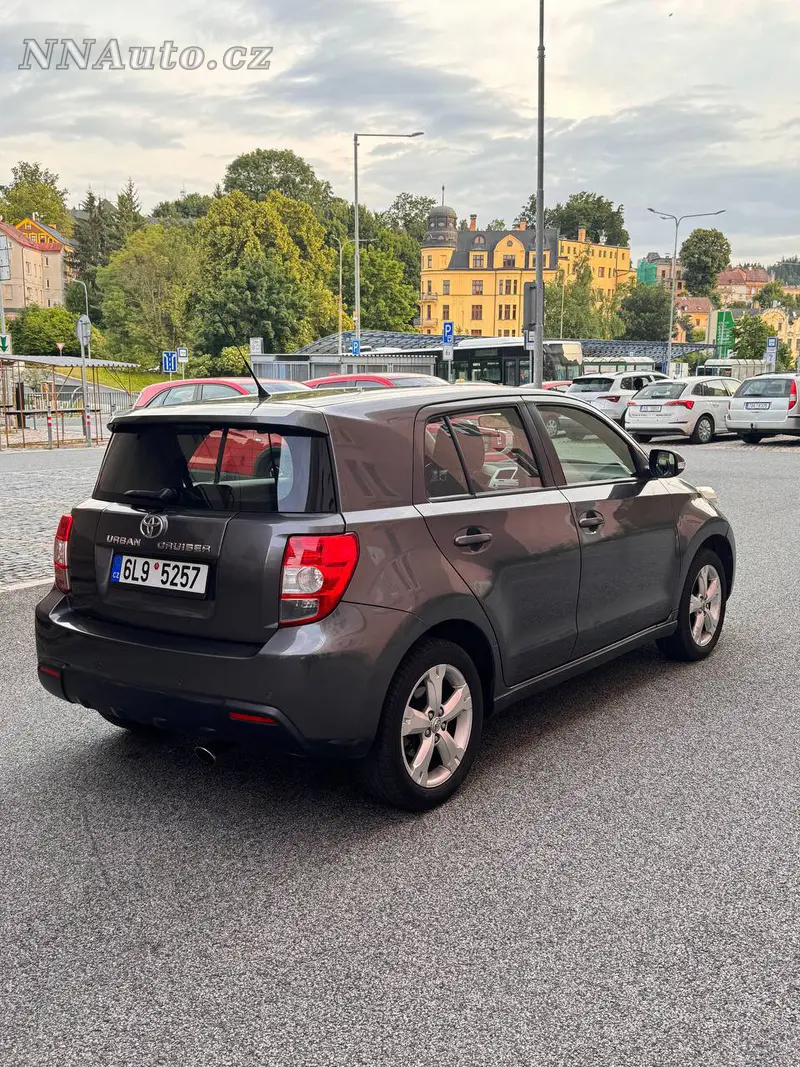 Toyota Land-Cruiser – foto 3
