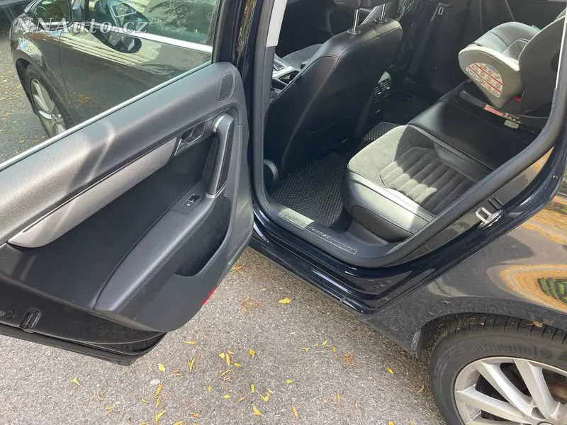 Volkswagen Passat – foto 8