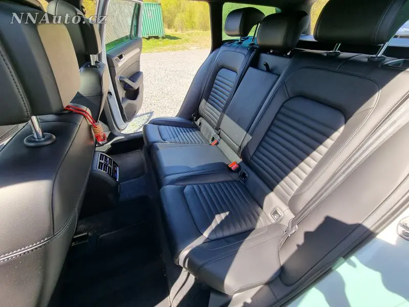 Volkswagen Passat – foto 10