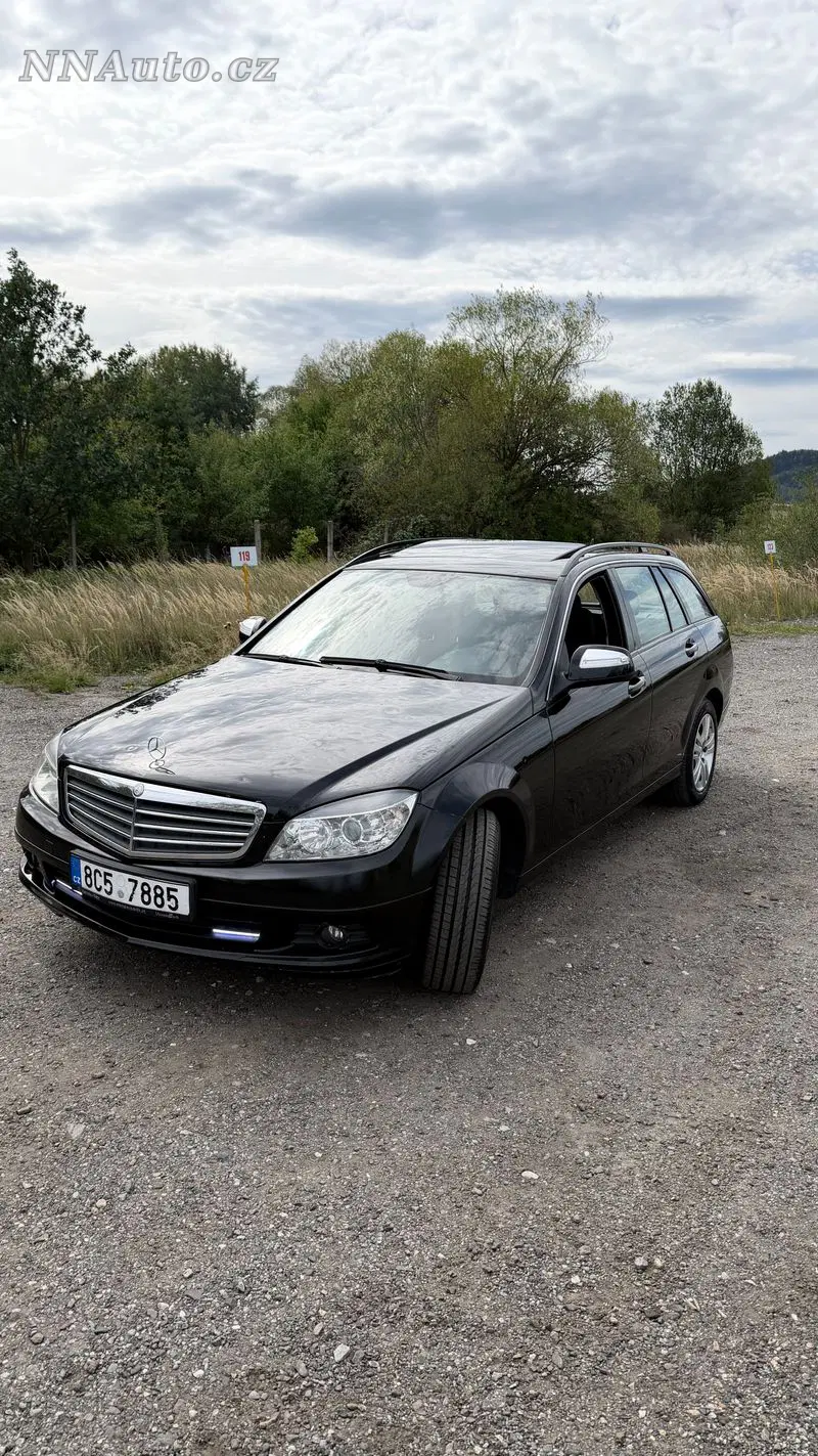Mercedes-Benz C-Class 2008 – fotografie vozu