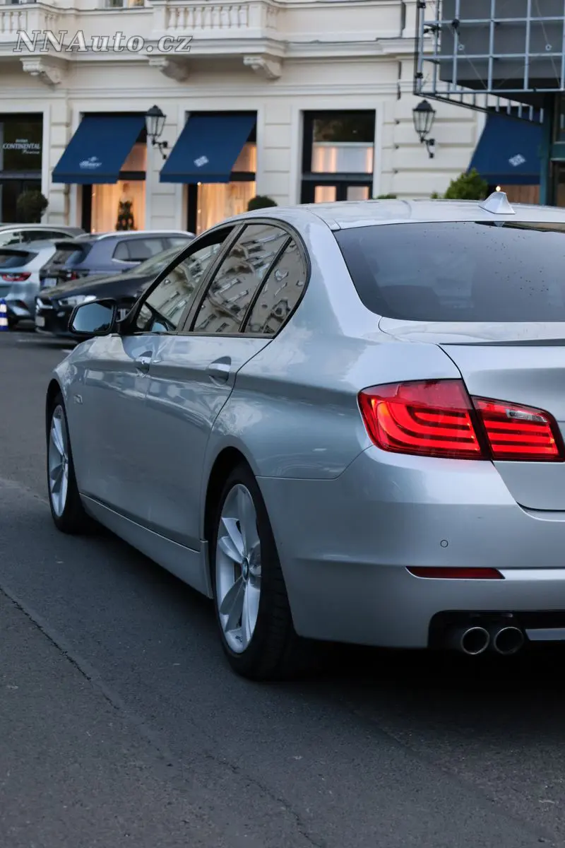 BMW 5-Series-Touring – foto 5