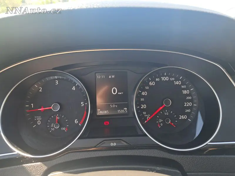 Volkswagen Passat – foto 9