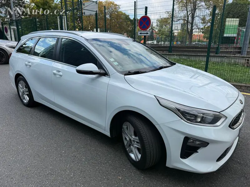 KIA Ceed – foto 4