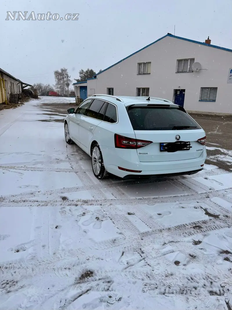 Skoda Superb – foto 2