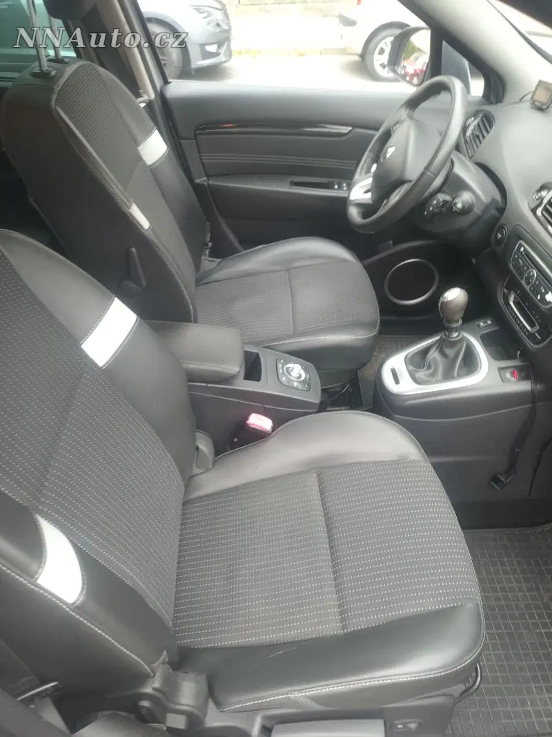 Renault Scenic 2012 – fotografie vozu