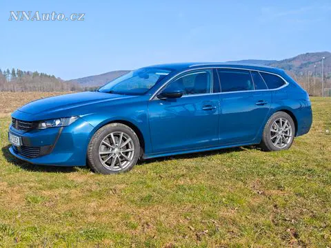 Peugeot 508 Hybrid SW 225 NOVÁ BATERIE 165kw 120tis