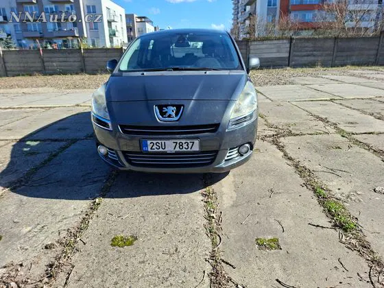 Peugeot 5008 2012 na prodej – hlavní fotografie