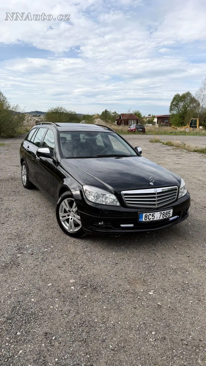 Mercedes-Benz C-Class 2008 – fotografie vozu