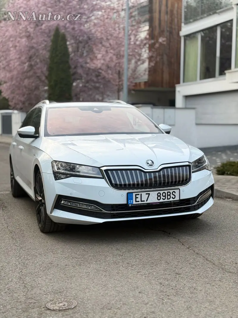 Skoda Superb – foto 2
