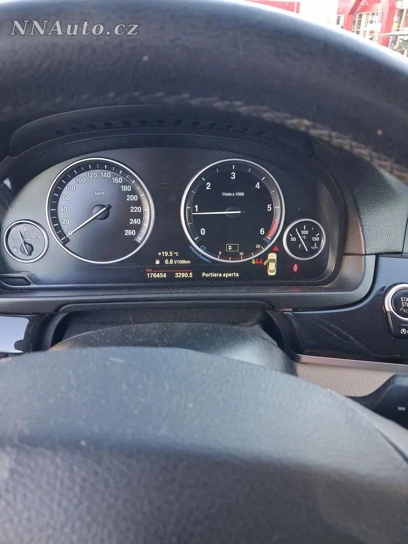 BMW 5 Series 2014 – fotografie vozu