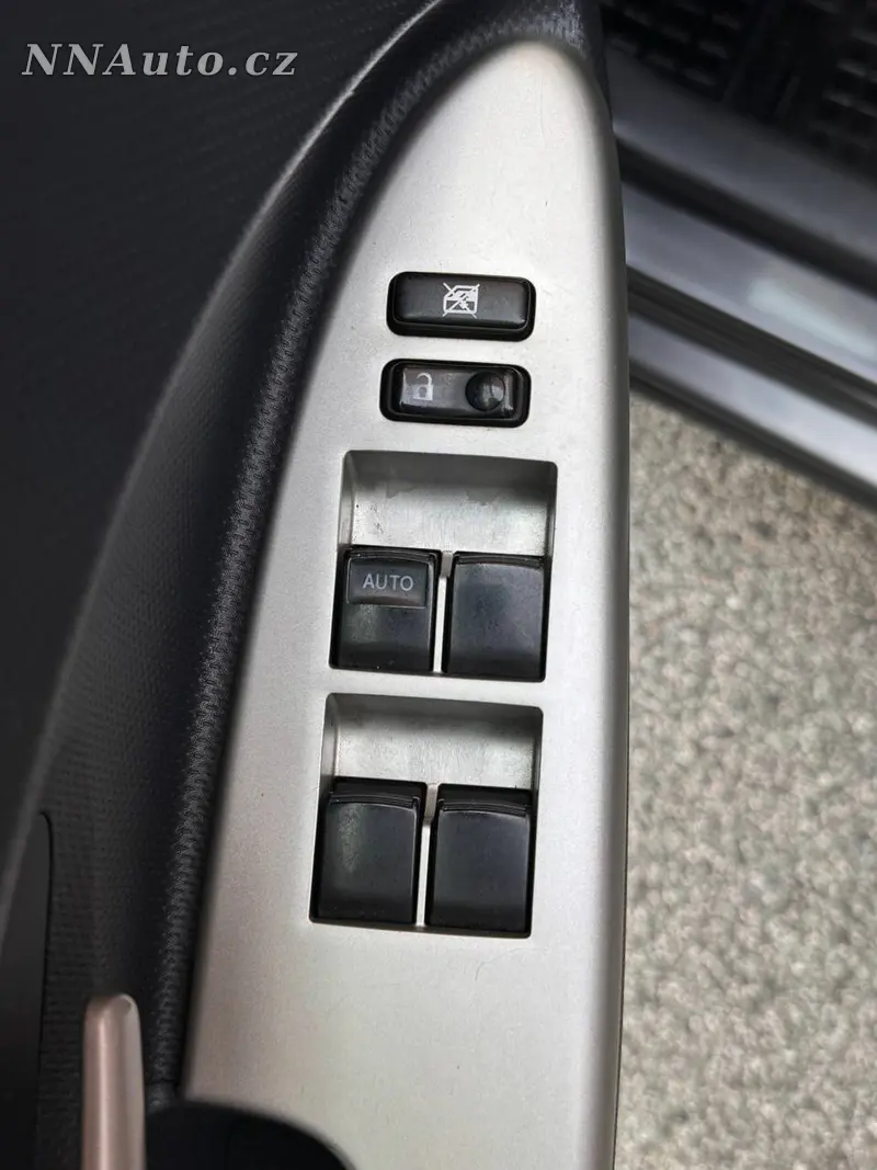 Toyota Land-Cruiser – foto 7