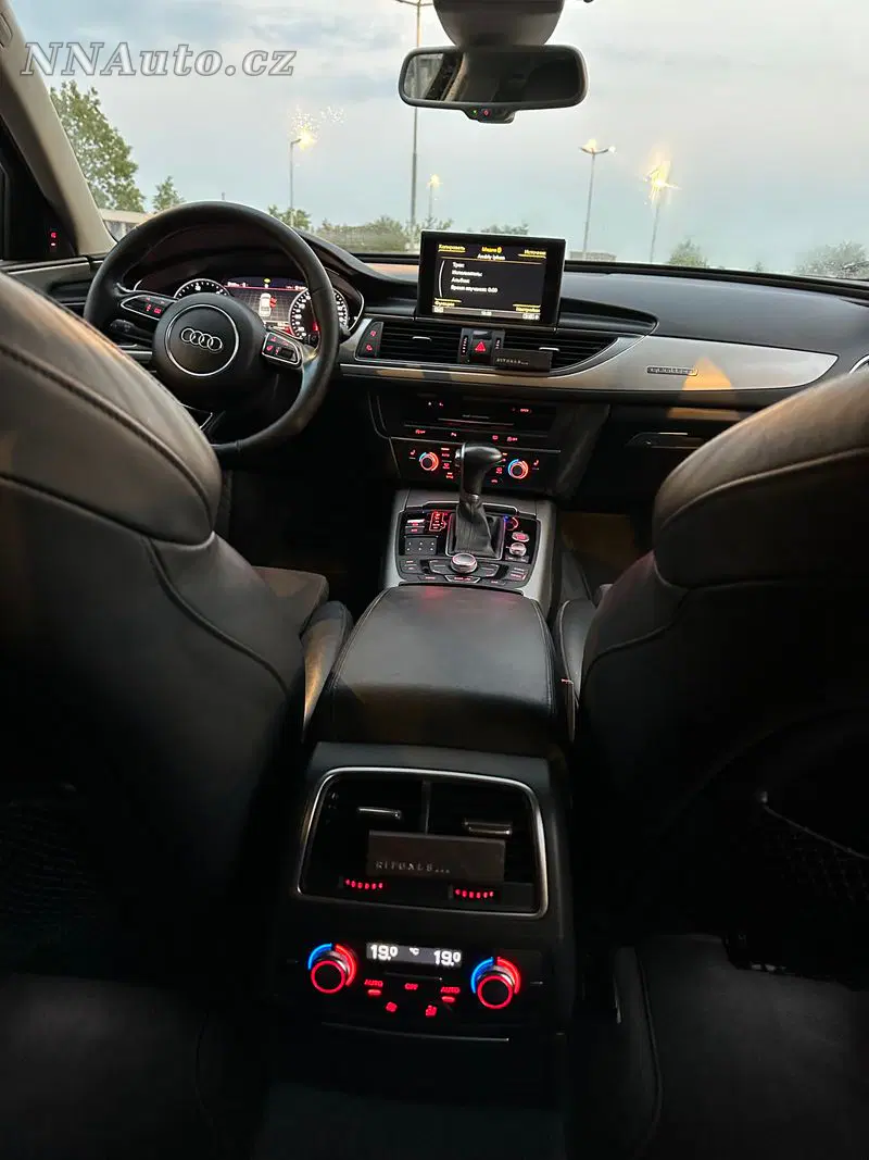 Audi A6 2012 – fotografie vozu