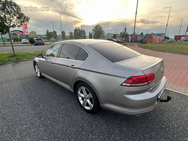 Volkswagen Passat – foto 10