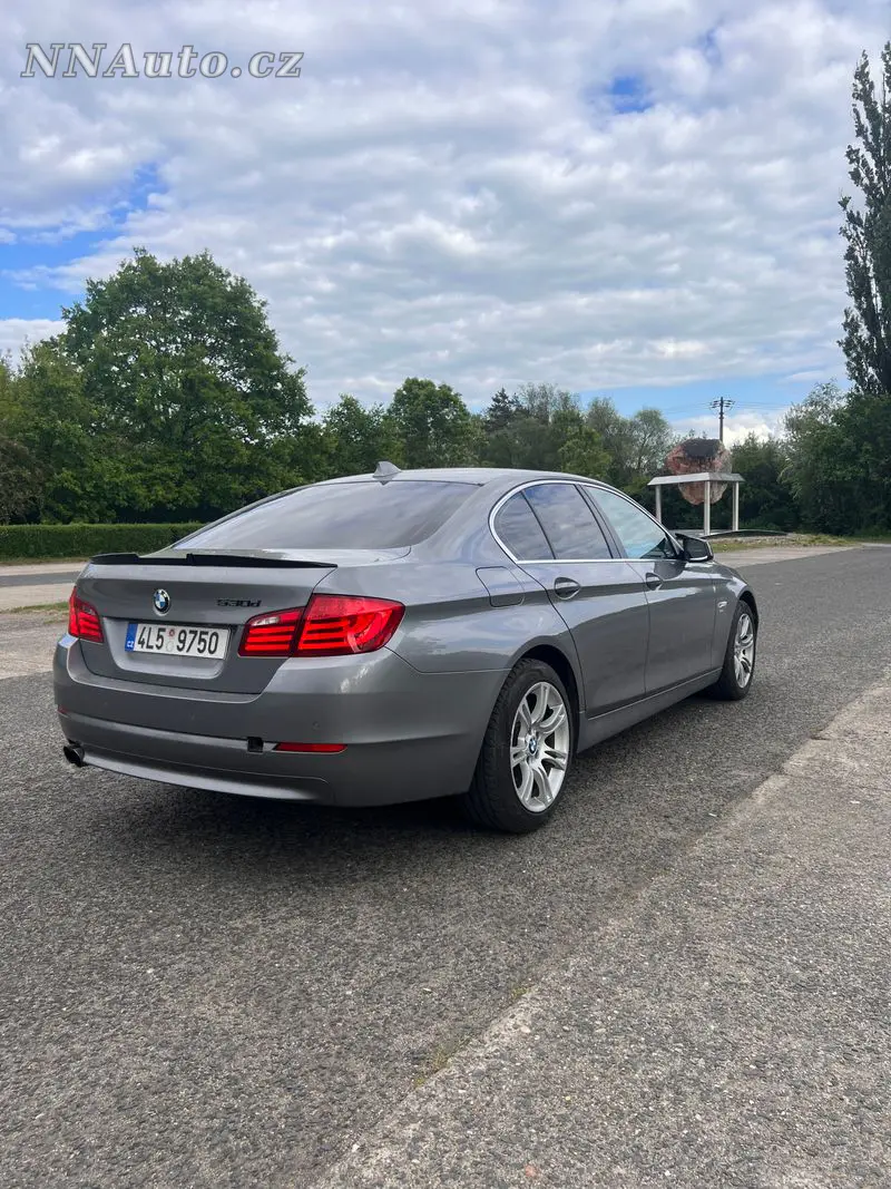 BMW 5-Series – foto 9