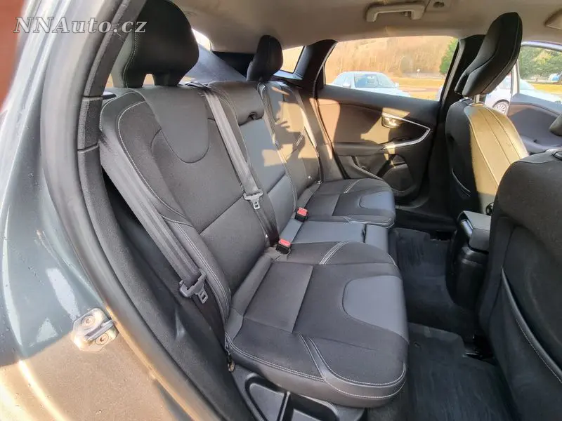 Volvo V40 – foto 9
