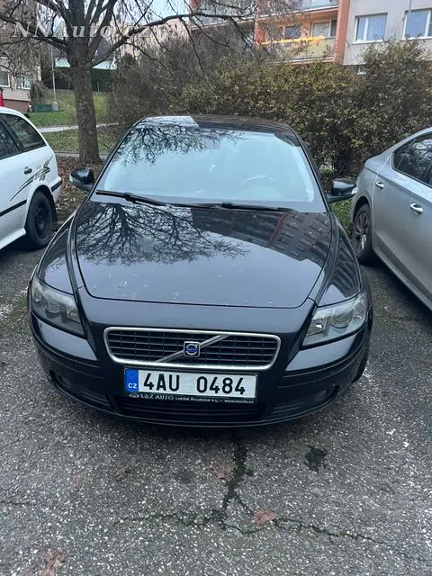 Volvo S 40