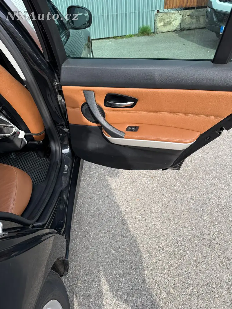 BMW 3-Series-Touring – foto 10