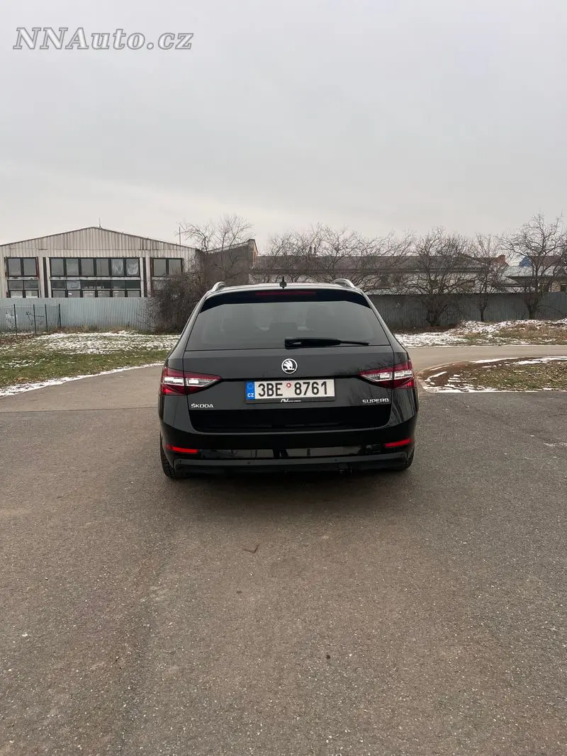 Skoda Superb – foto 8