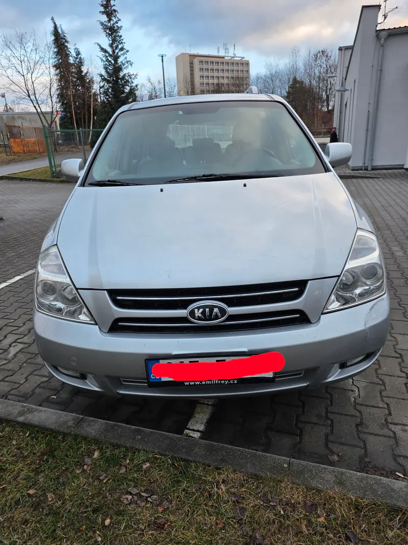 Kia Carnival 2009