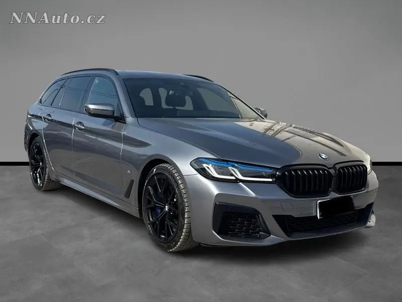 BMW 5 Series 2021 – fotografie vozu