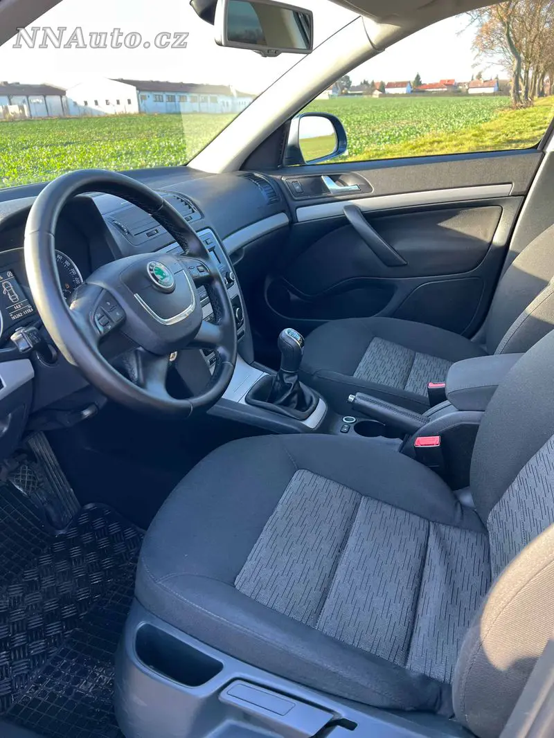 Skoda Octavia – foto 7