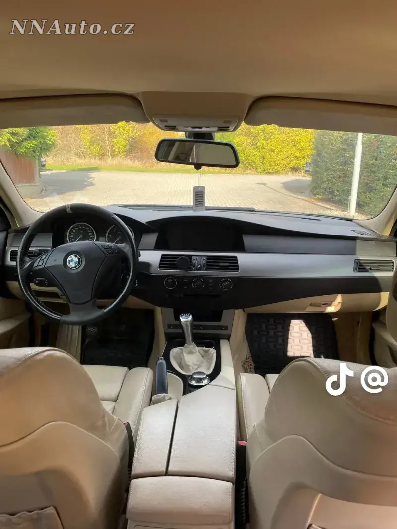 BMW 5-Series-Touring – foto 10