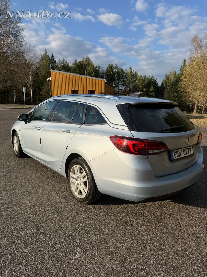 Opel Astra – foto 5