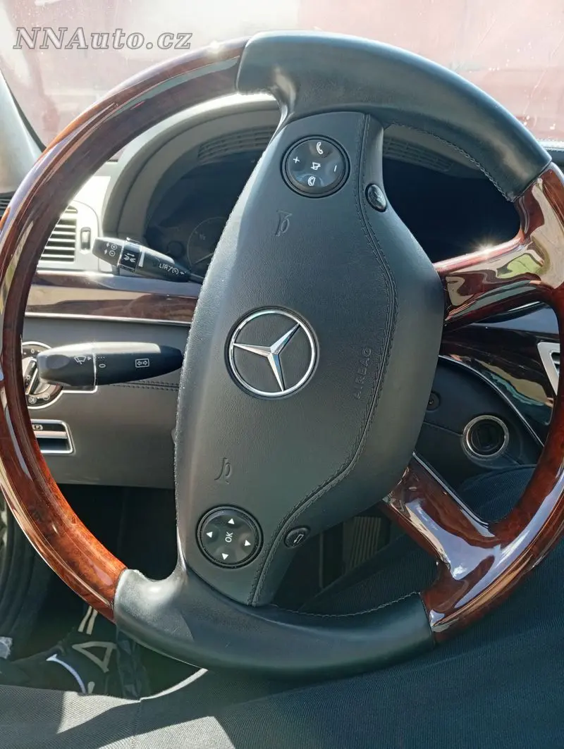 Mercedes-Benz S-Class 2008 – fotografie vozu