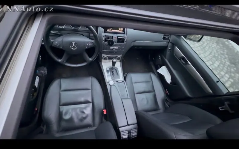 Mercedes-benz C-Class – foto 3