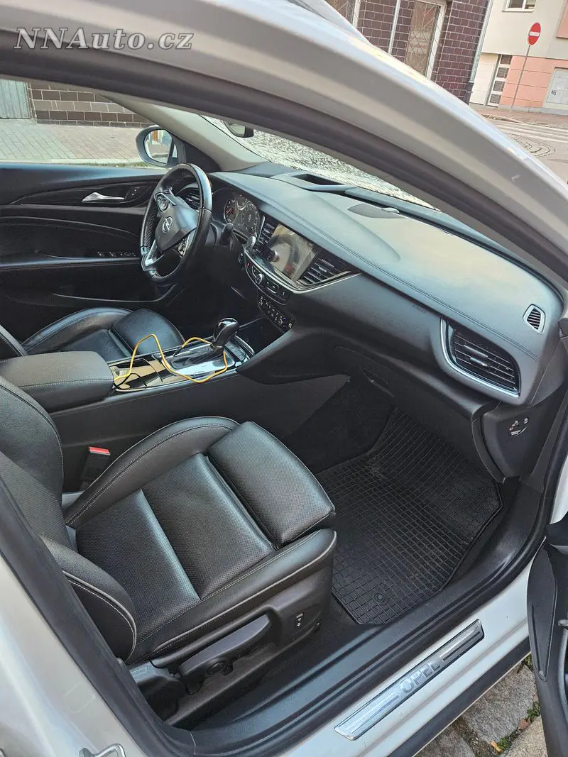 Opel Insignia – foto 3