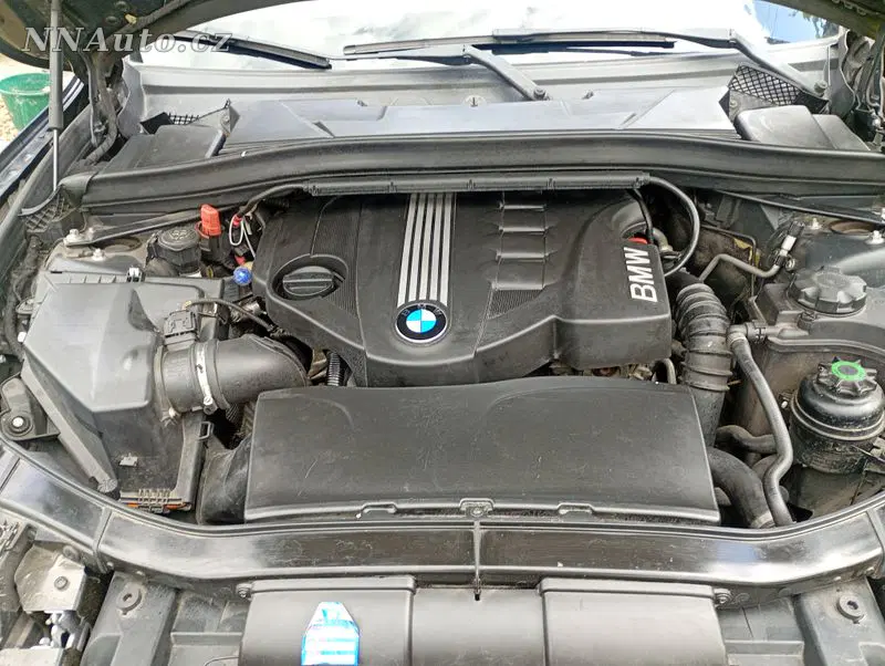 BMW IX1 2010 – fotografie vozu