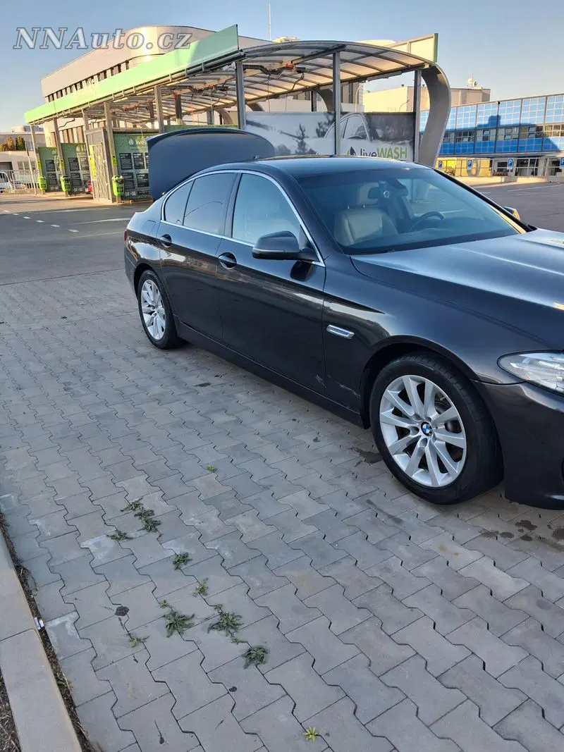 BMW 5 Series 2014 – fotografie vozu