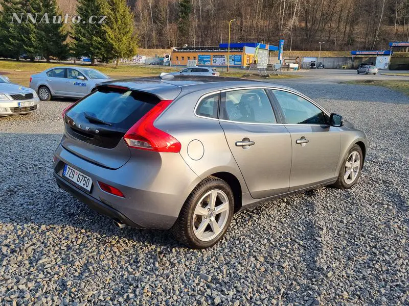 Volvo V40 – foto 2