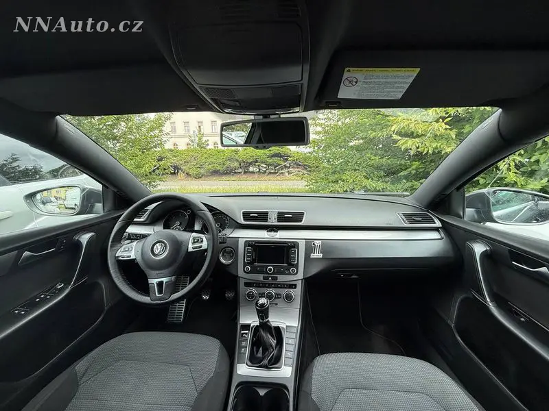 Volkswagen Passat 2013 – fotografie vozu