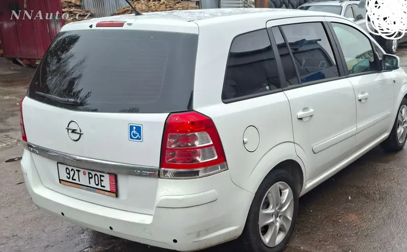 Opel Zafira – foto 5