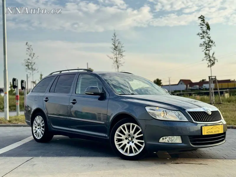 Škoda Octavia 2011 – fotografie vozu