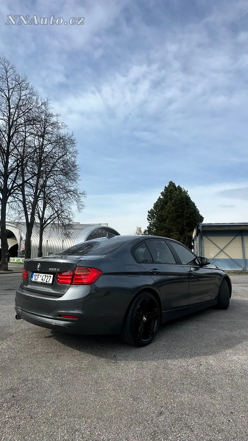 BMW 3 Series 2014 – fotografie vozu