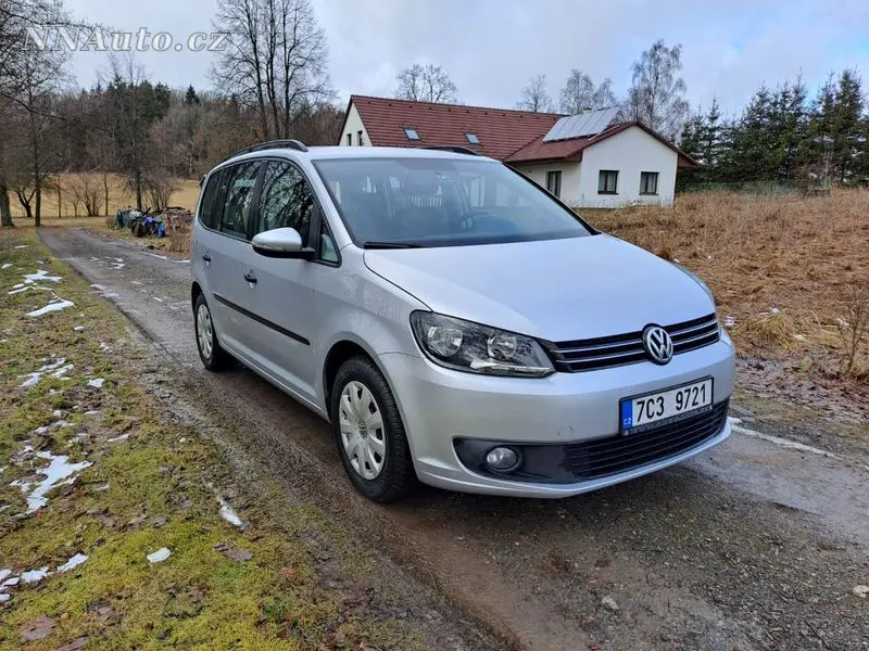 Volkswagen Touran 2015