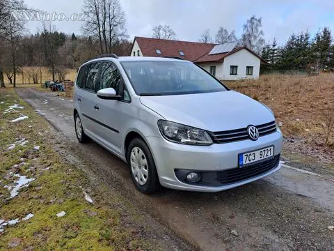 Volkswagen Touran 2015