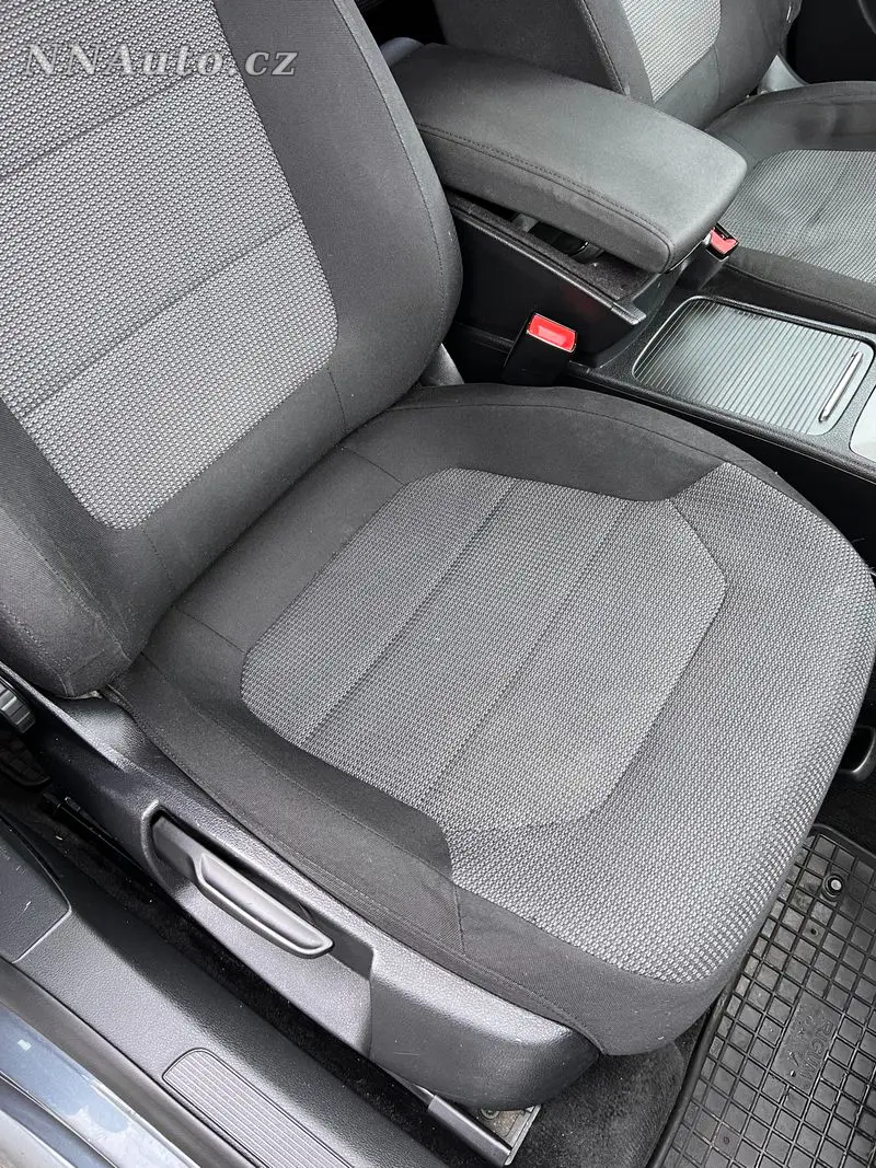 Volkswagen Passat – foto 7