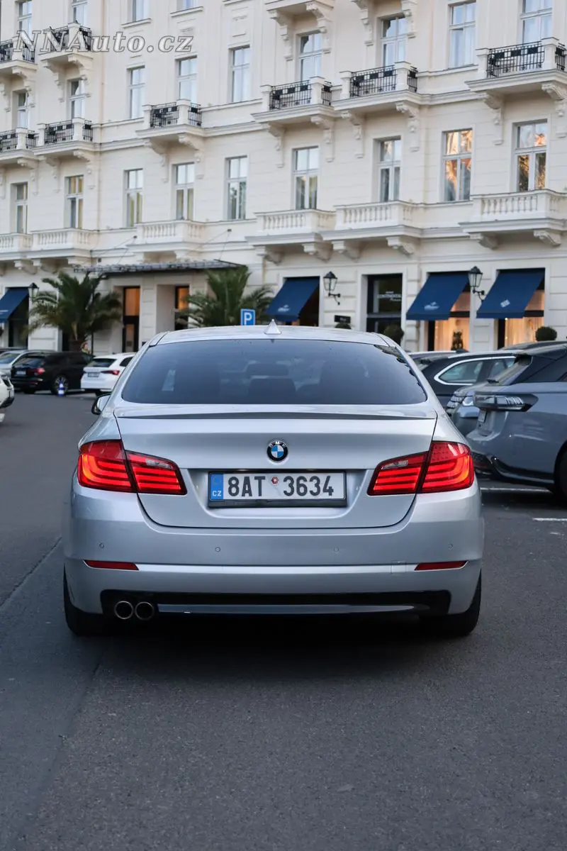 BMW 5-Series-Touring – foto 7