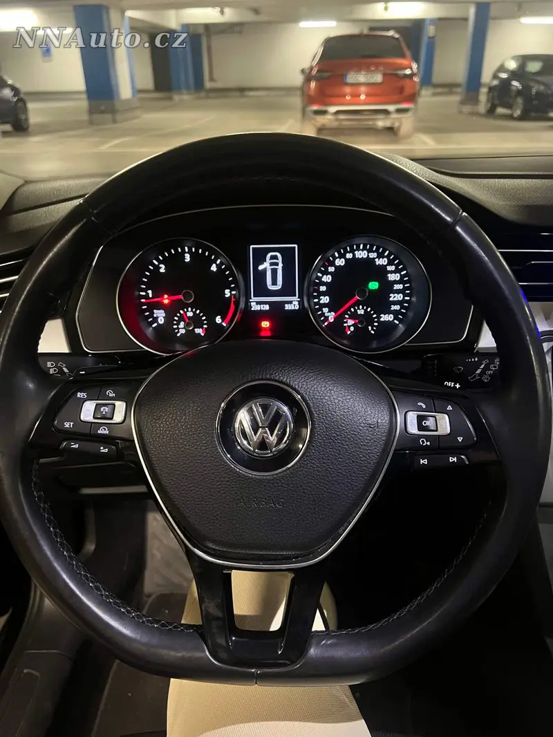 Volkswagen Passat – foto 5