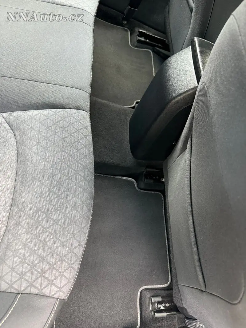 KIA Ceed – foto 9