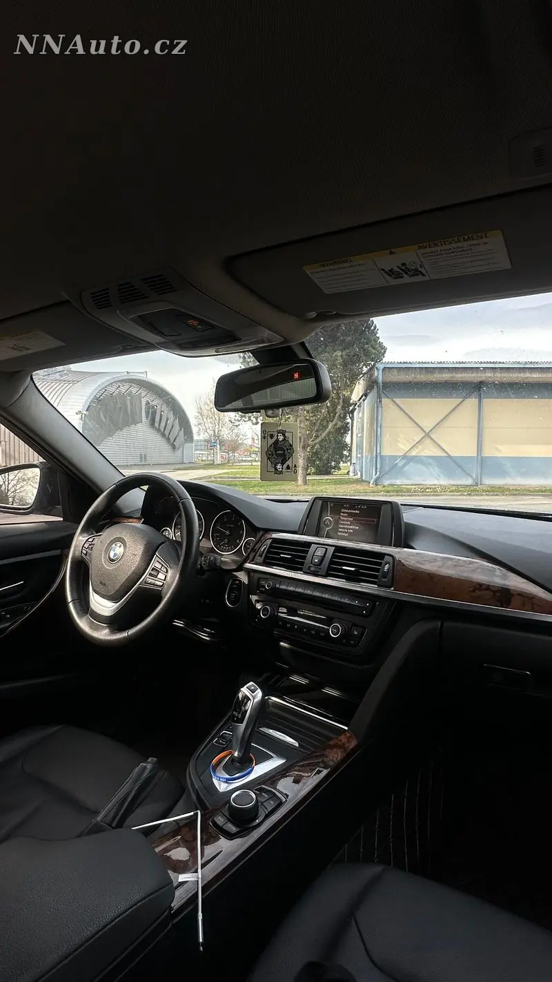 BMW 3 Series 2014 – fotografie vozu